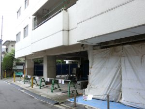 東京・吉祥寺の社交ダンス教室 山岡ダンススクールの外装修繕の様子２