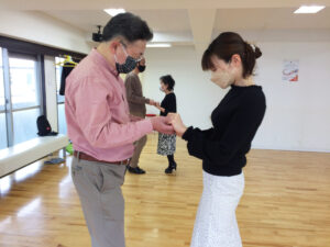東京・吉祥寺の社交ダンス教室 山岡ダンススクールのレッスンの様子２