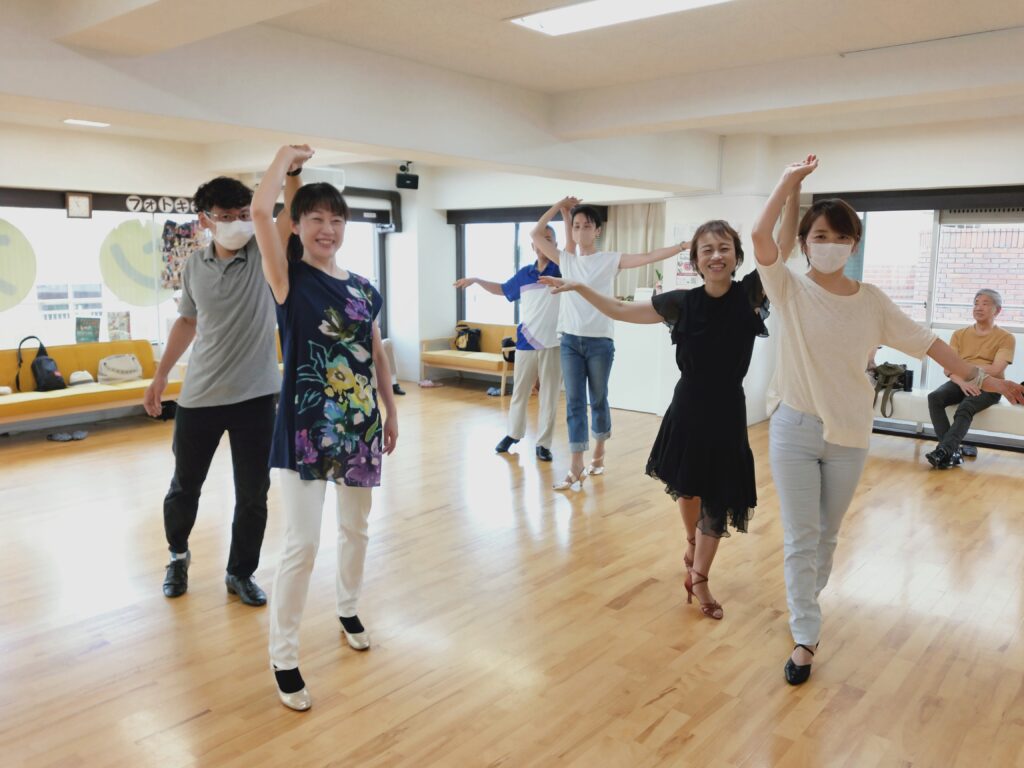 入門・団体レッスンの様子