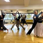 東京の社交ダンススクール・中級クラスの様子